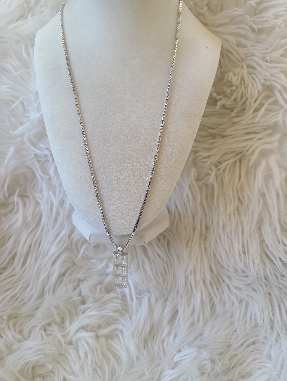 Swarovski Silver Clear Column Crystal Pendant Necklace- Good Condition